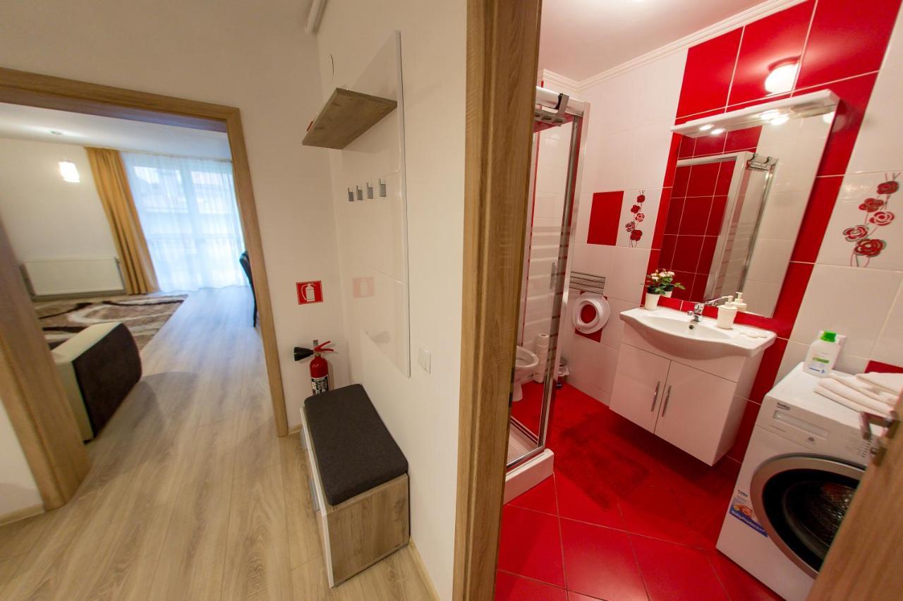 Terezianum Apartments, Free Parking Sibiu Bagian luar foto