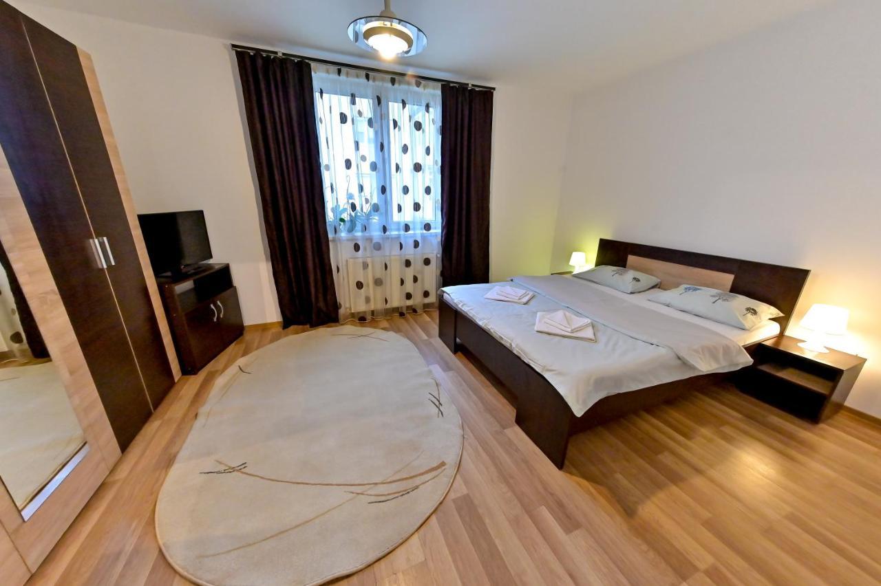 Terezianum Apartments, Free Parking Sibiu Bagian luar foto